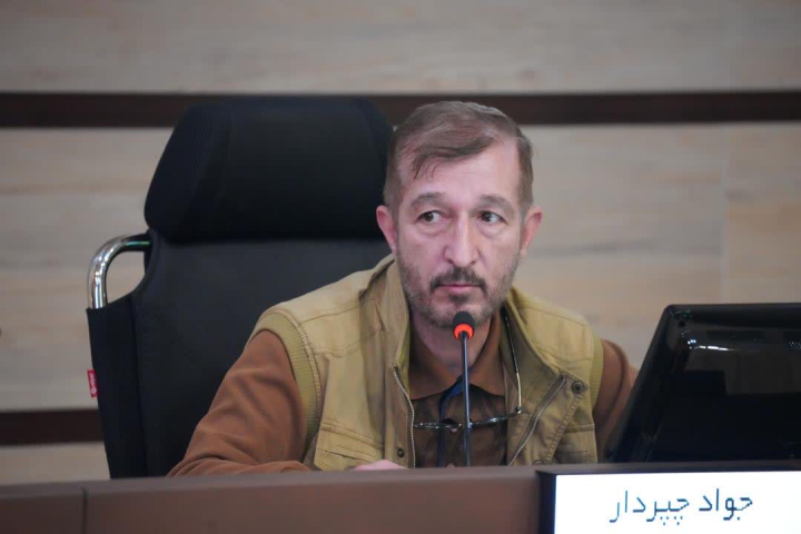 بیش از اندازه به کلکتور پرداخته شده است  بیش از اندازه به کلکتور پرداخته شده است