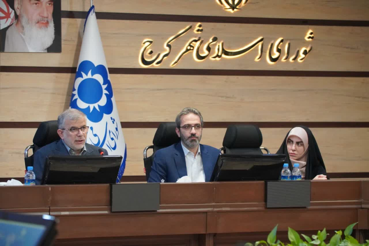 اهالی علم و ثروت برای ساخت شهری پویا کنار هم کار کنند . اهالی علم و ثروت برای ساخت شهری پویا کنار هم کار کنند .