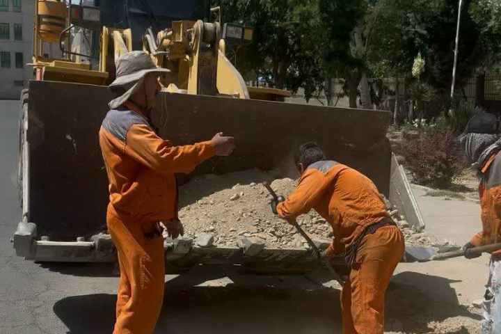 پاکسازی خیابان های مهستان در طرح پاکداشت محله پاکسازی خیابان های مهستان در طرح پاکداشت محله