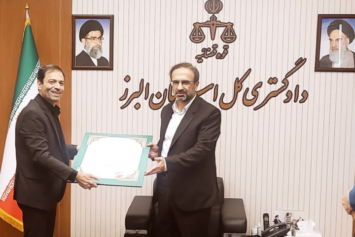 از همراهی دستگاه قضایی در تحقق مطالبات شهری قدردانیم از همراهی دستگاه قضایی در تحقق مطالبات شهری قدردانیم