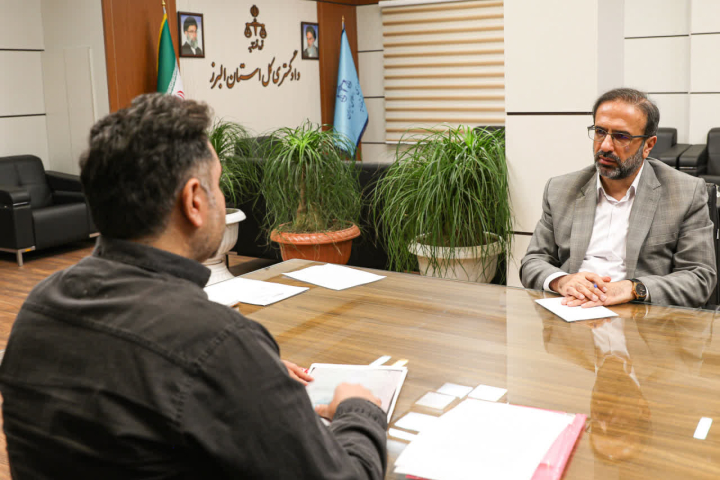 مدیران قضایی استان البرز به درخواستهای حقوقی و قضایی 819 نفر از مراجعان رسیدگی کردند مدیران قضایی استان البرز به درخواستهای حقوقی و قضایی 819 نفر از مراجعان رسیدگی کردند