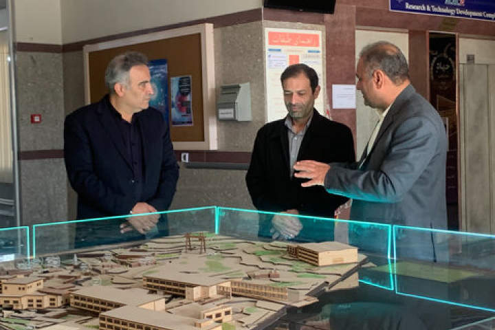 امکان تقویت ظرفیت علمی و اجرایی شهر از طریق همکاری با جهاددانشگاهی امکان تقویت ظرفیت علمی و اجرایی شهر از طریق همکاری با جهاددانشگاهی